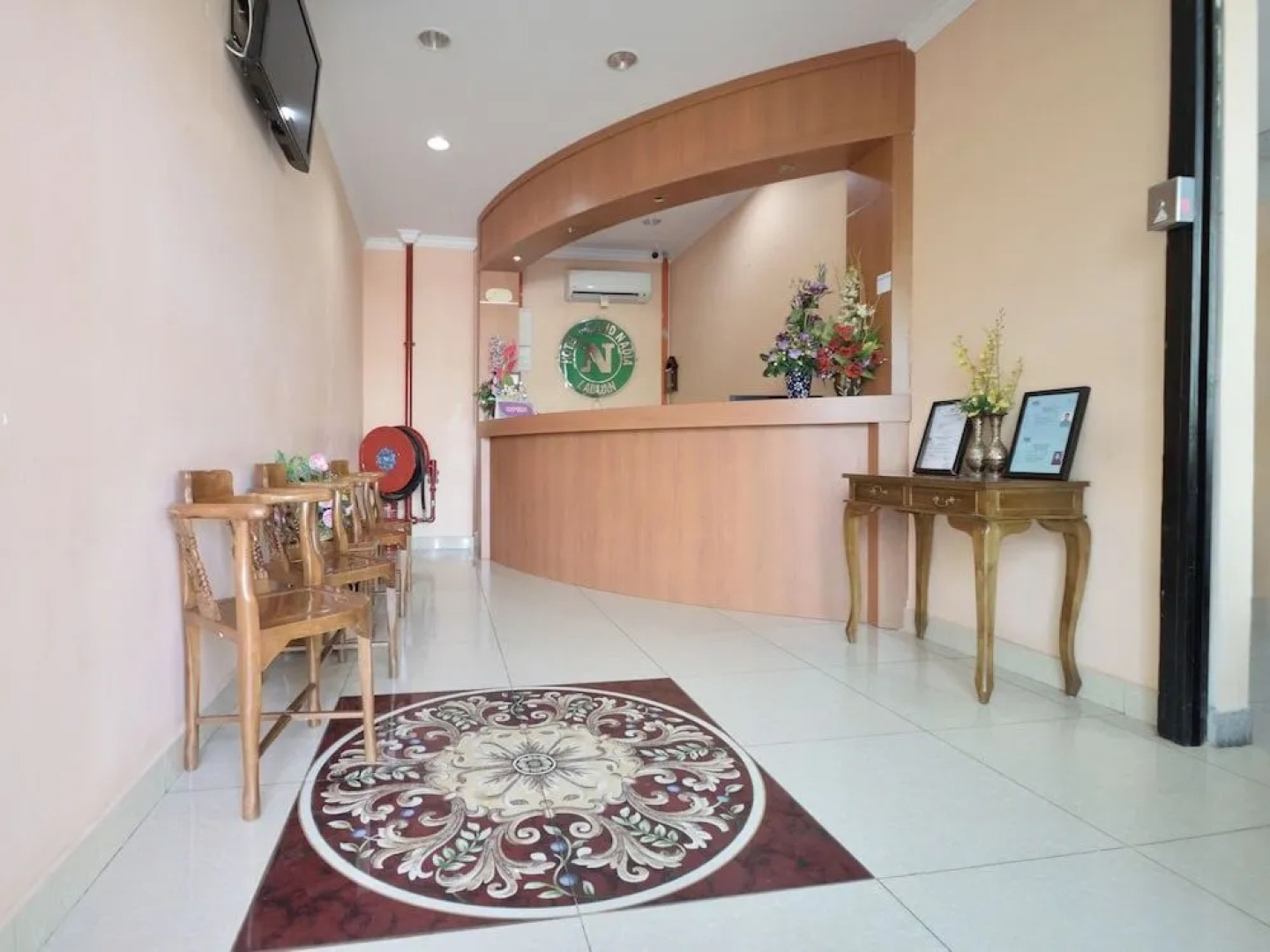 OYO 892 Hotel Grand Nadia