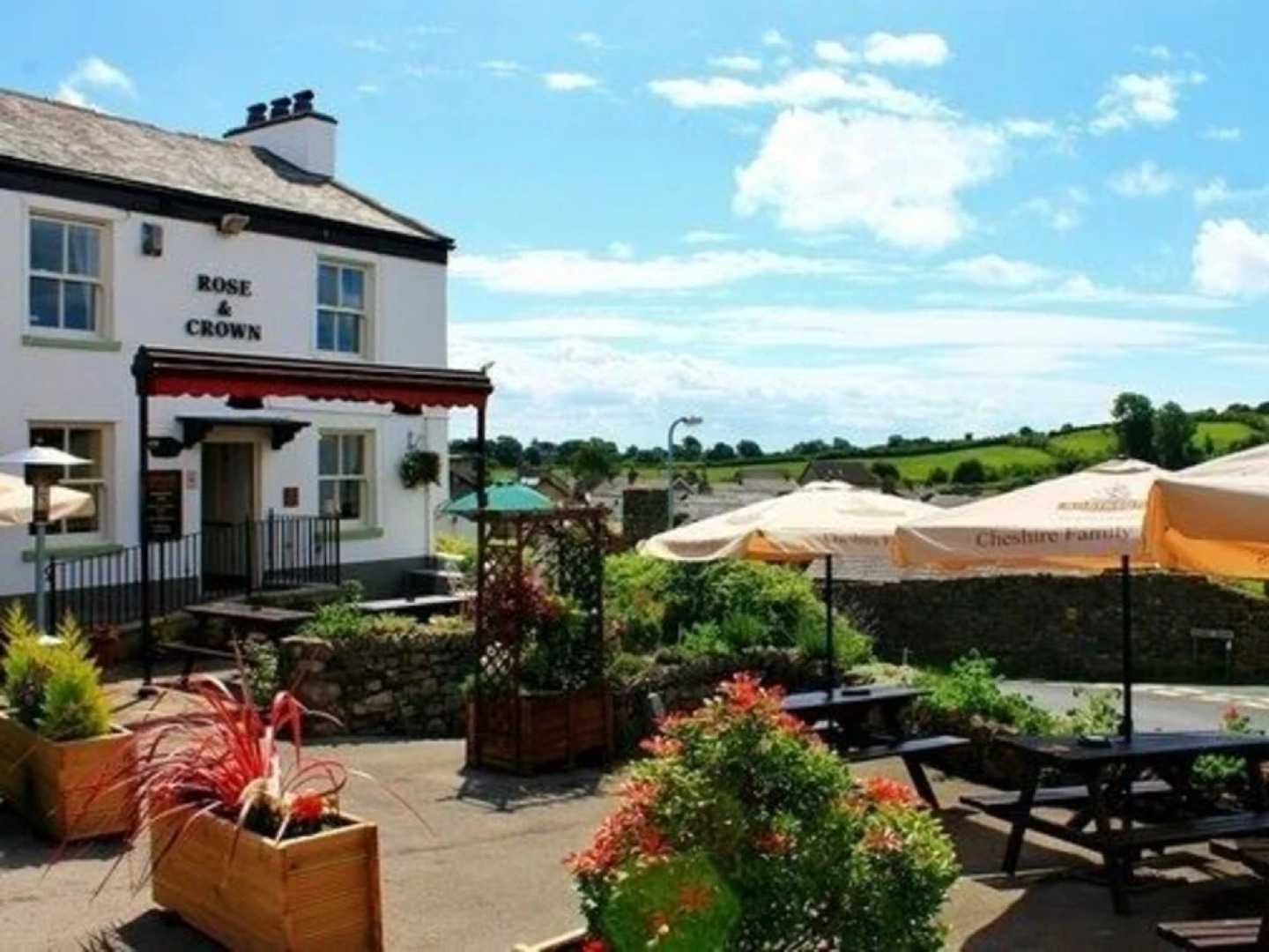 Rose And Crown Inn