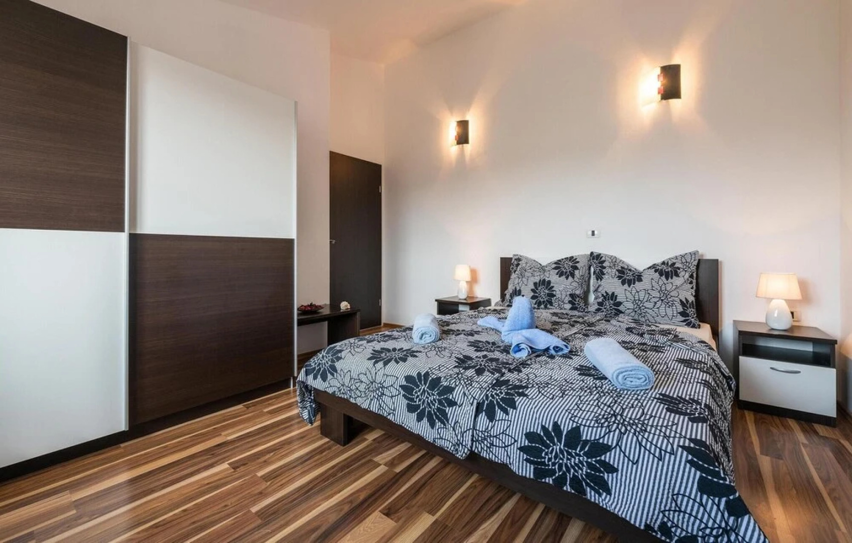 Amazing Home in Pula with Hot Tub, WiFi & 4 Bedrooms