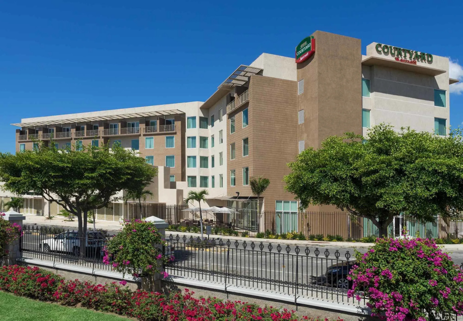 Courtyard by Marriott Kingston, Jamaica