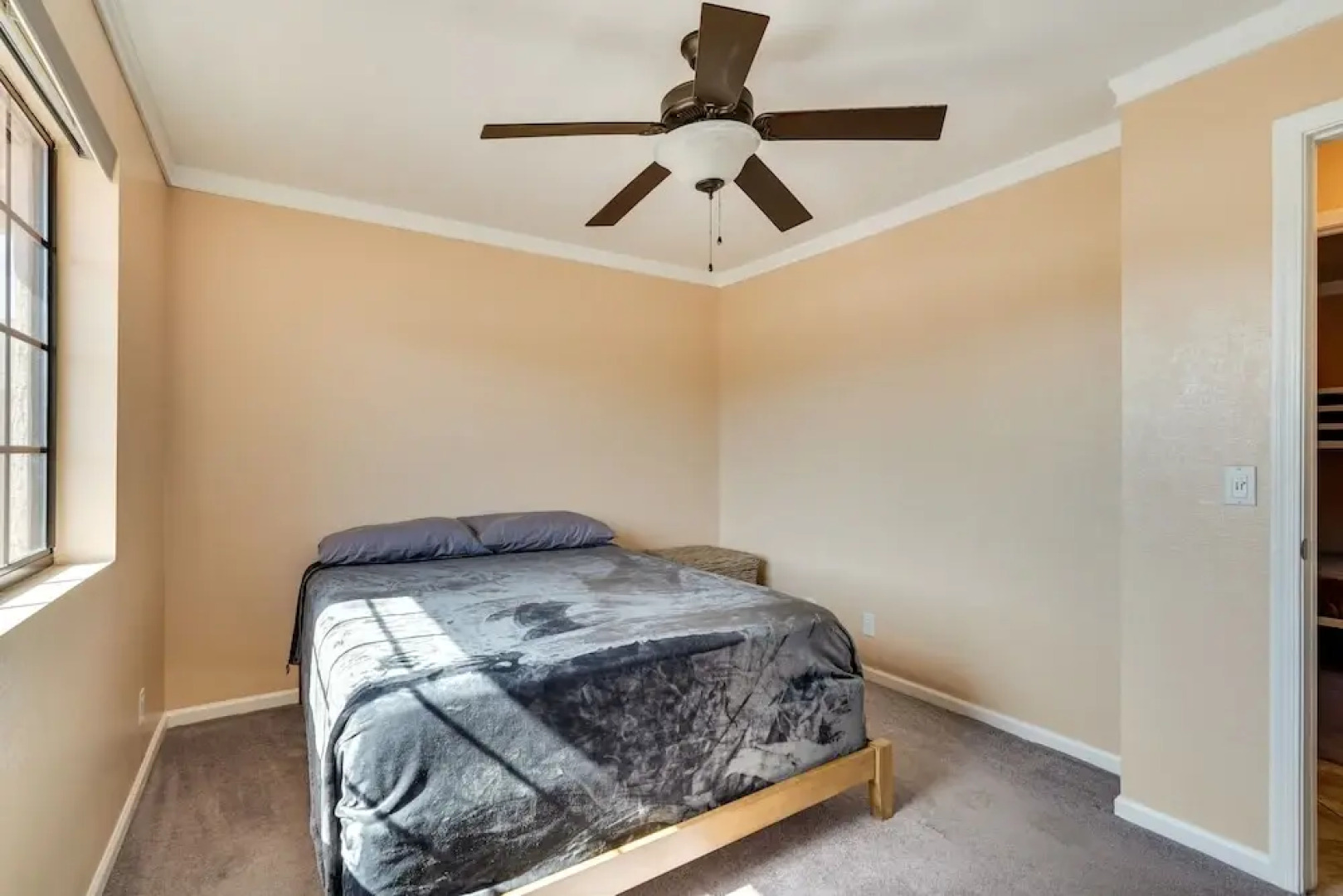 Pet-friendly Lake Havasu City Home: Walk to Beach!