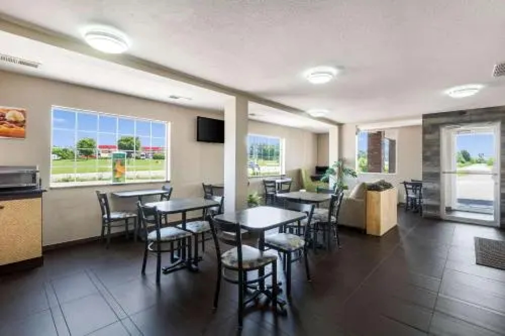 Days Inn by Wyndham Georgetown North Of Lexington