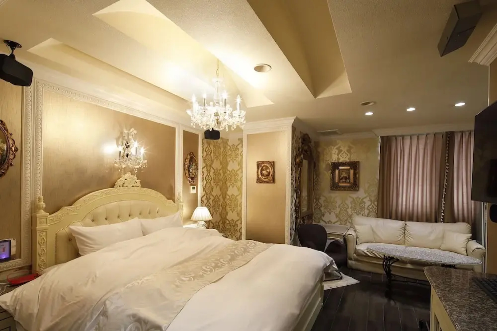 Hotel Birthday Gifunishi (Adult Only)