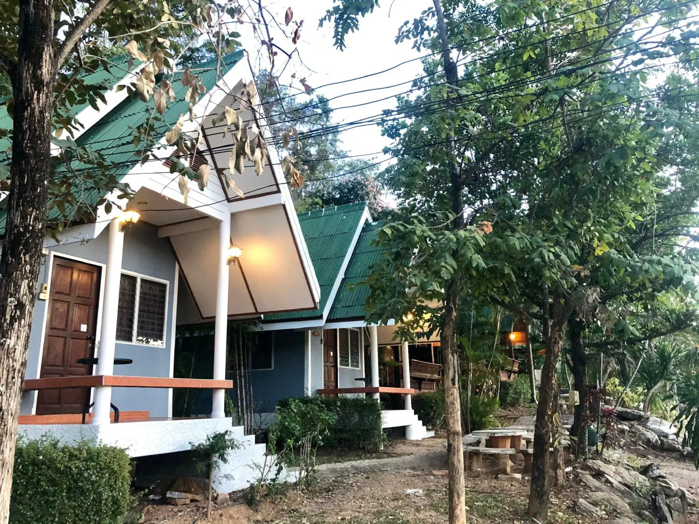 Baan Ing Khao Resort