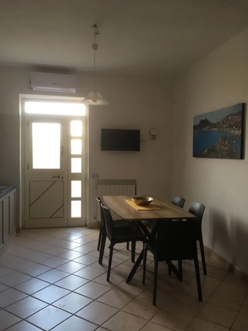 Magomadas Enjoy House