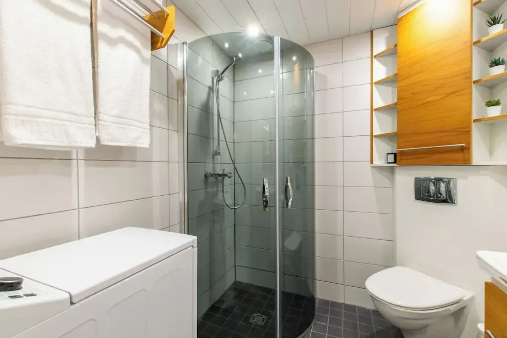 Uptown Hotel Apartments