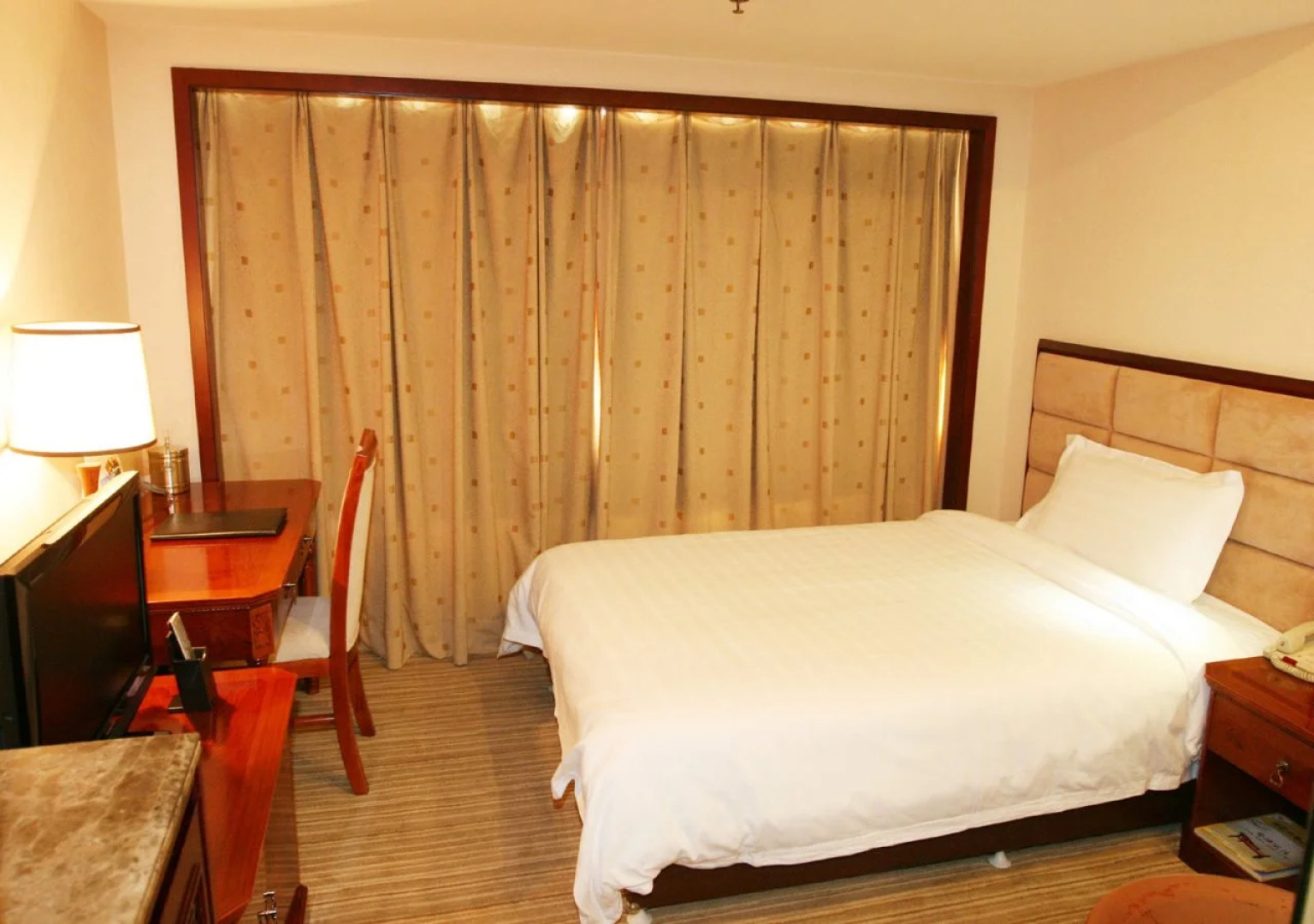 ZhongYin Jasper Hotel Baoding