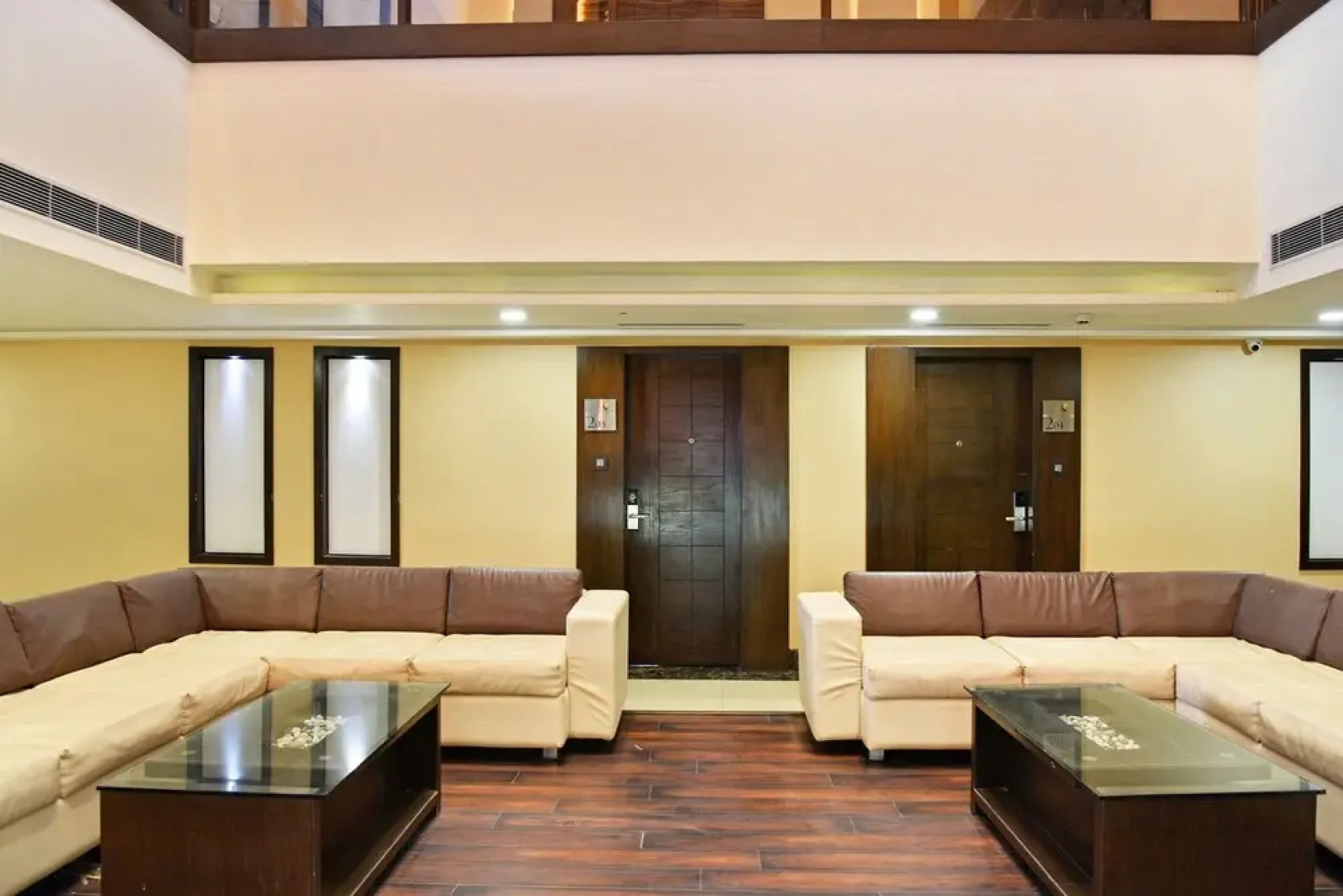 Capital O 31030 Crystal Park Kishangarh