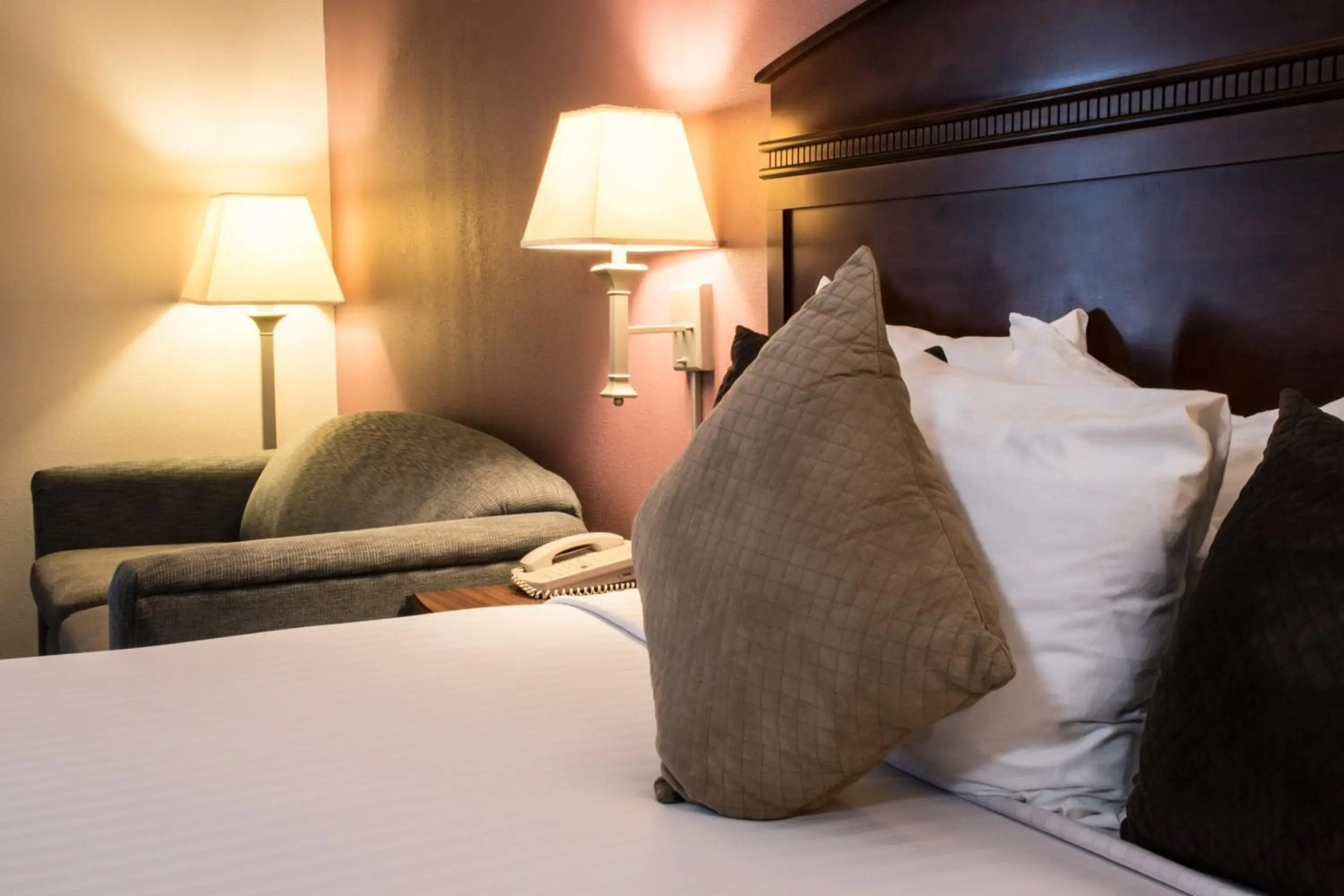 Greenstay Hotel & Suites