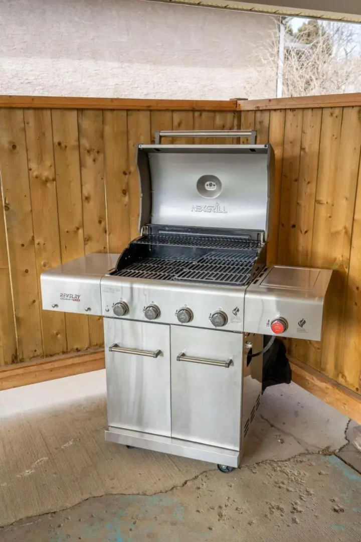 Timber Valley I HotTub I PingPong I Sleep 14 I BBQ