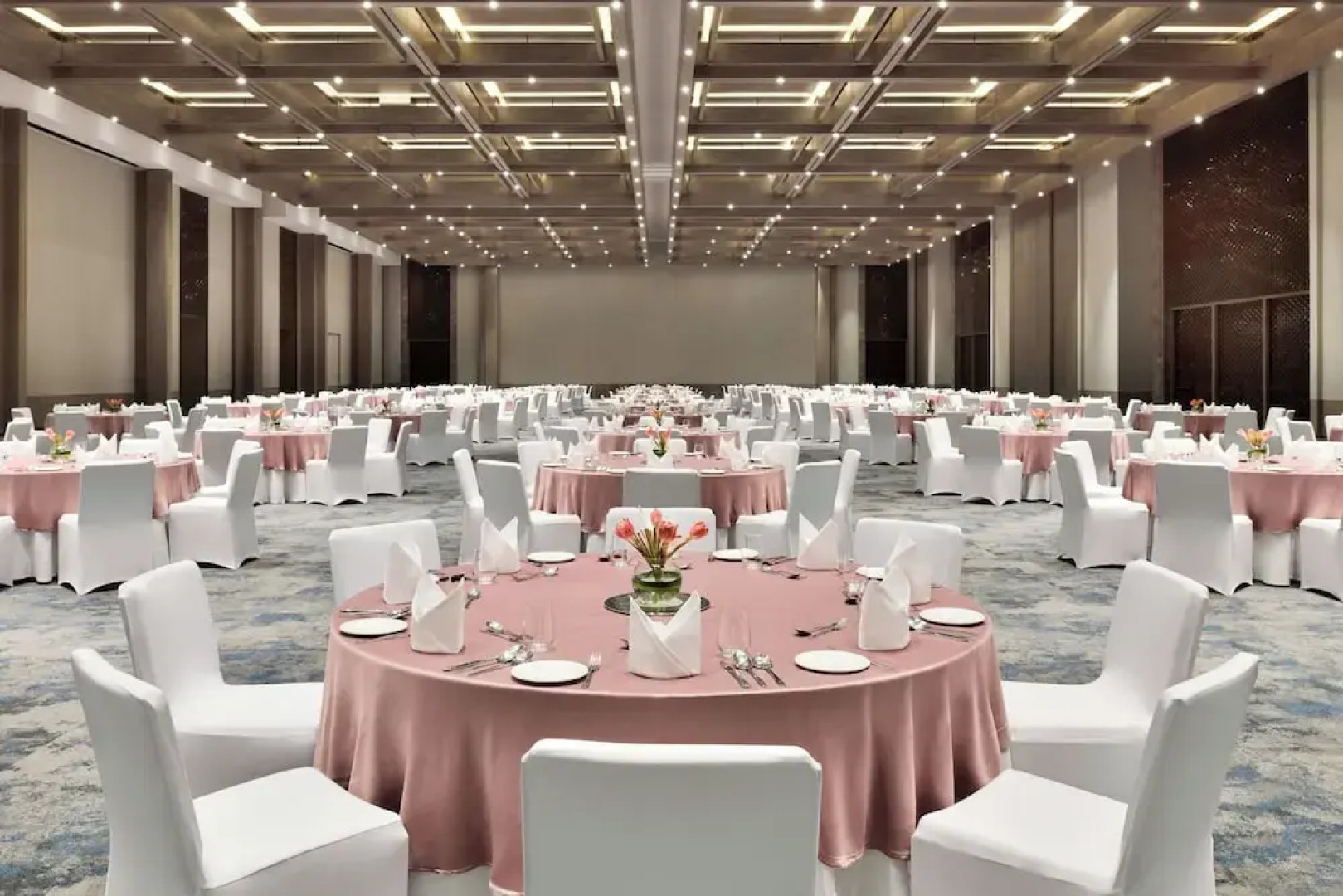 JW Marriott Bengaluru Prestige Golfshire Resort & Spa