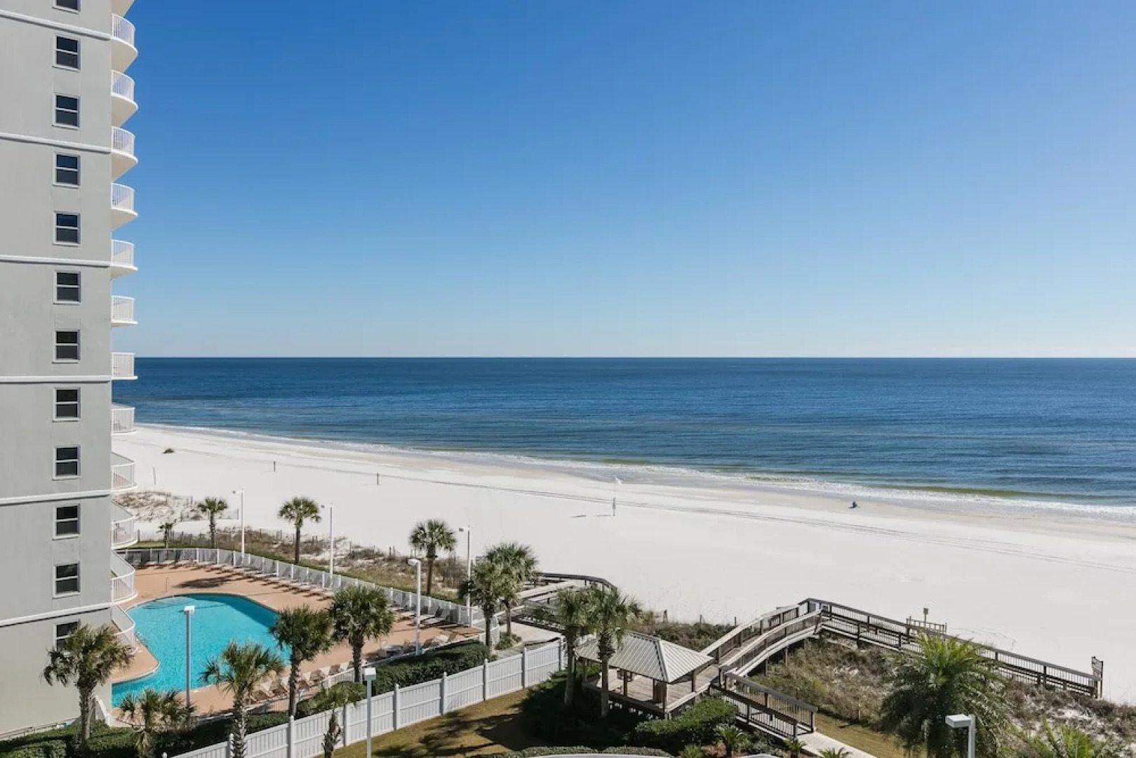 Seaside Beach and Raquet 4710