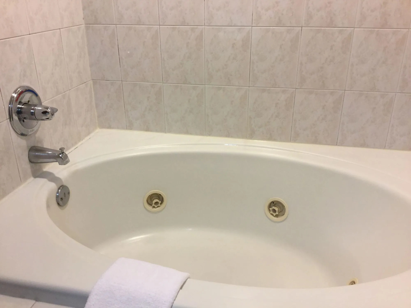 Americas Best Value Inn & Suites St. Louis, St. Charles Inn