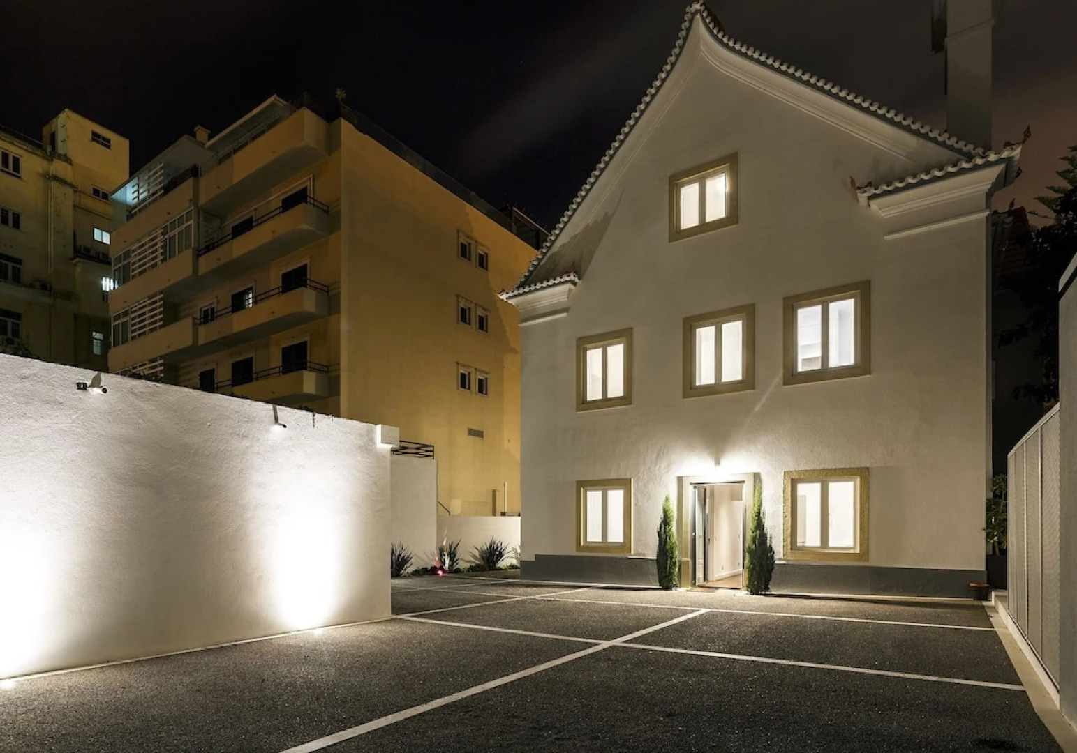 Chalet Estoril Townhouse