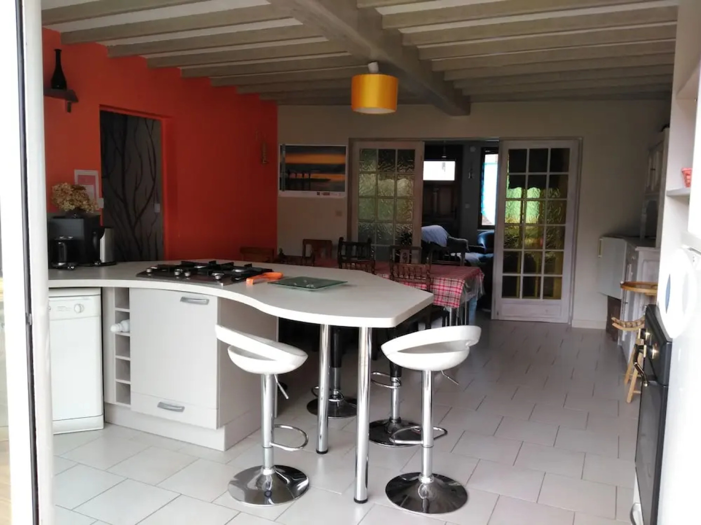 "Aux 10 Ponts" 5 pièces tout confort