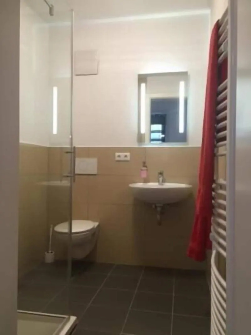 Sunnys Hotel & Residence