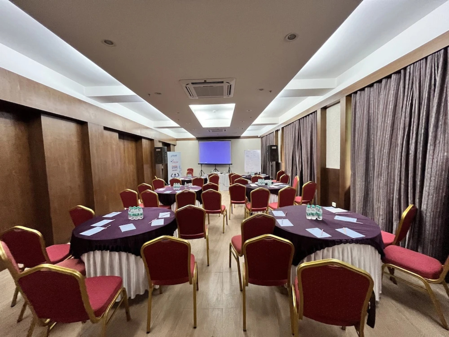 Greenleaf The Resort & Spa, Ganpatipule