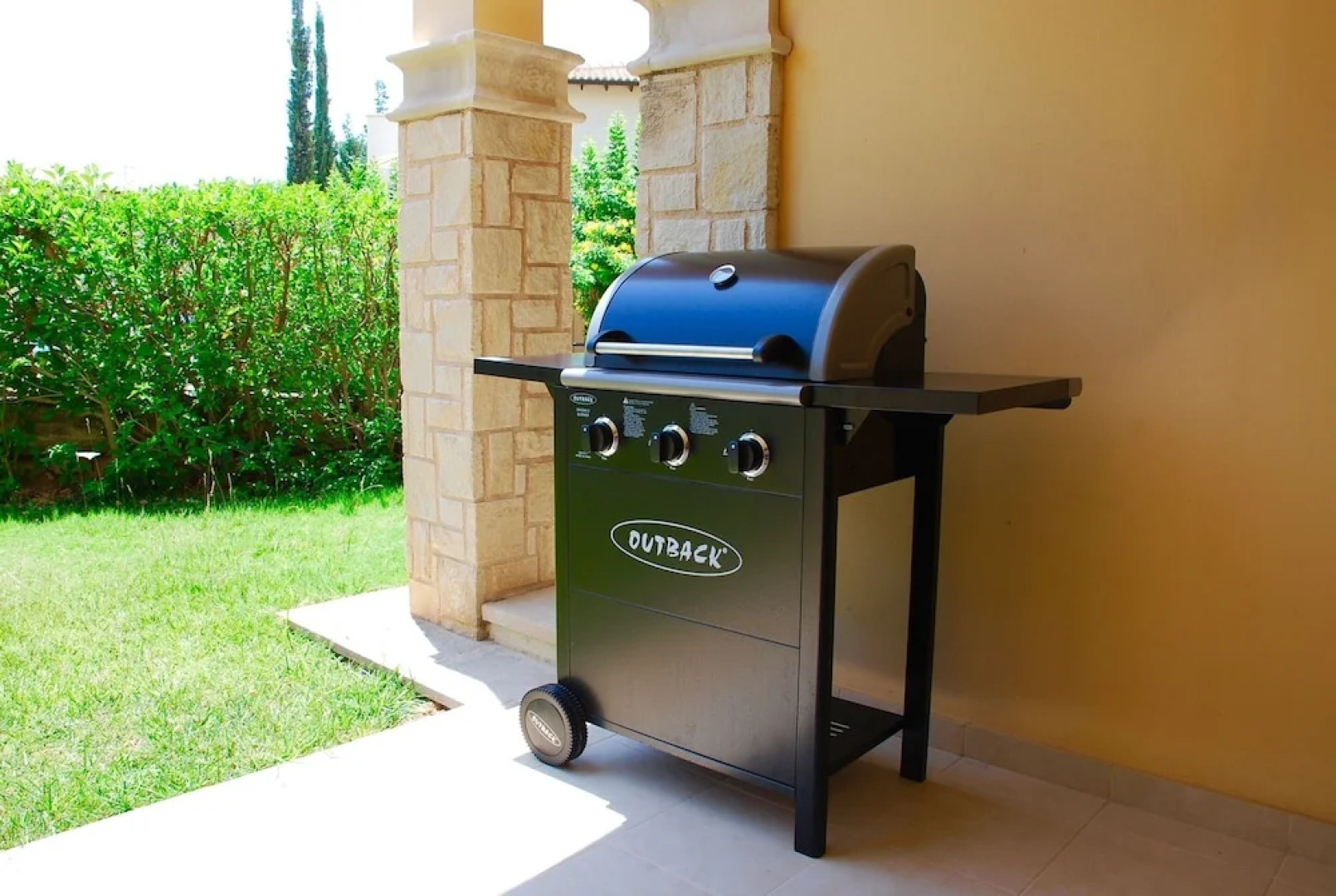 Charming 2 bedroom ground floor apartment 'CB01' - with private garden, communal pool and resort facilities, Theseus Village on Aphrodite Hill