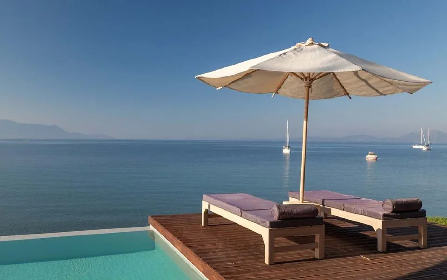 Villa Kastos-Beachfront Villa