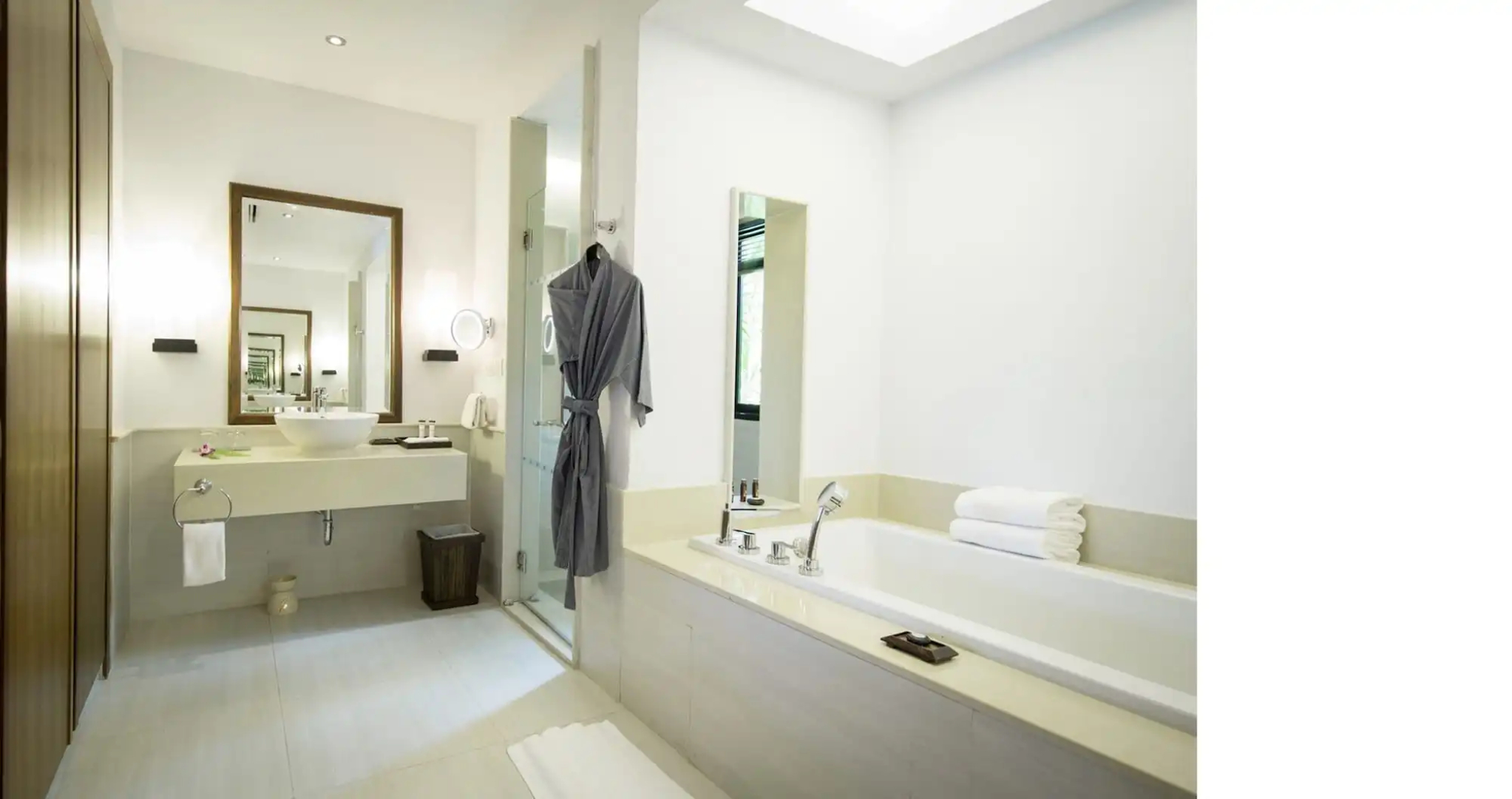 Robinson Khao Lak