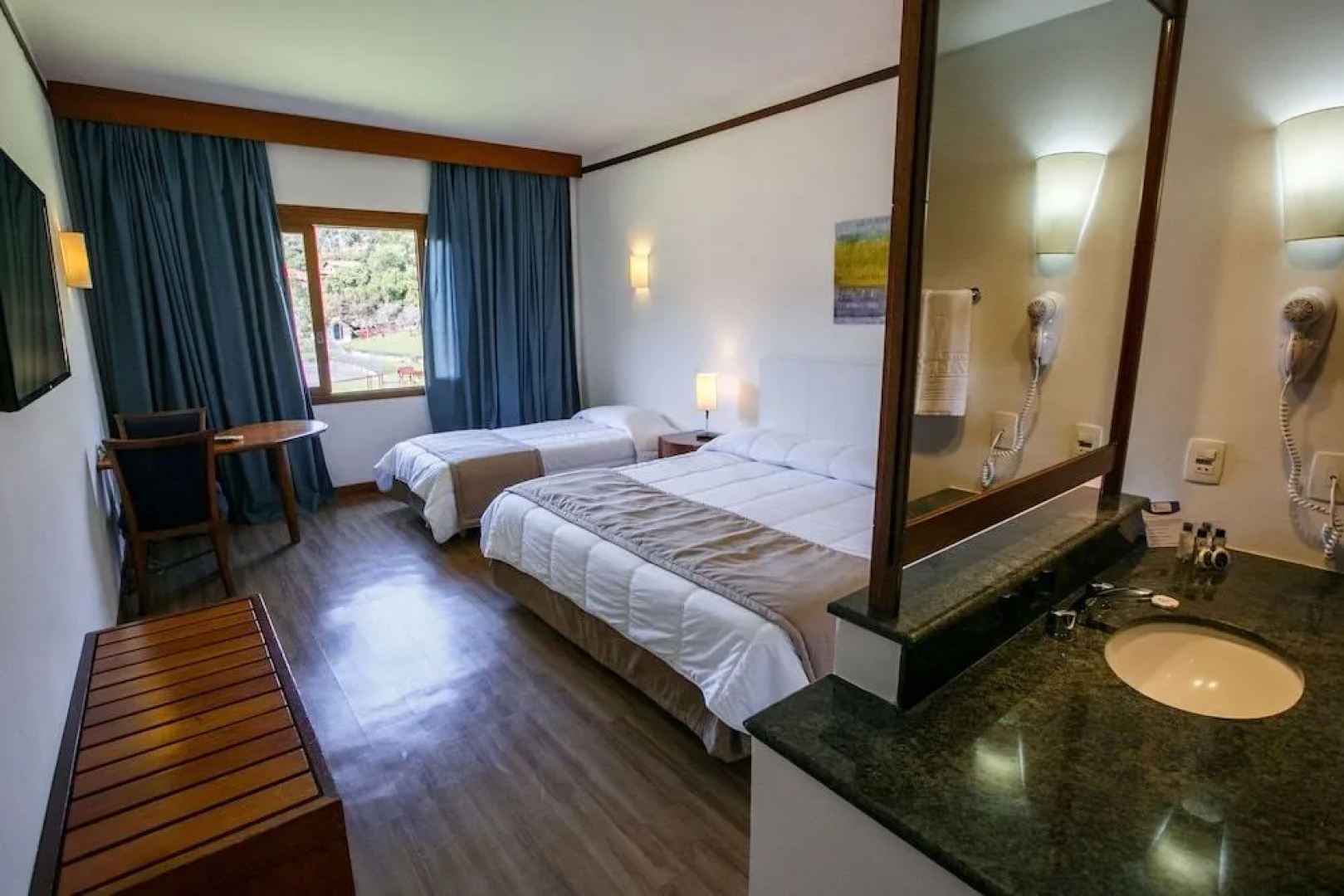 Hotel Vale Real