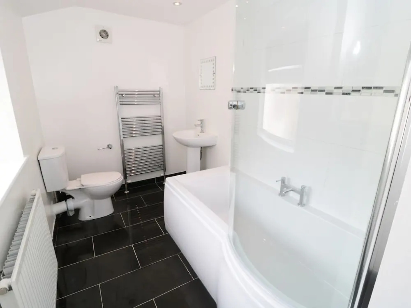 3 George Street, Whitby