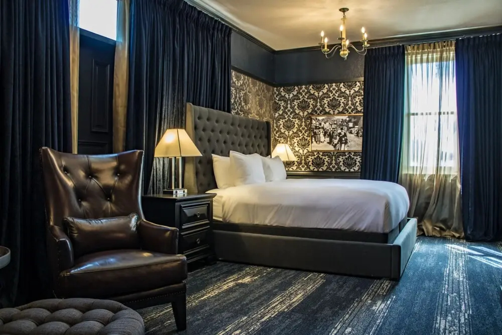 Midnight Sun, a Coast Hotel