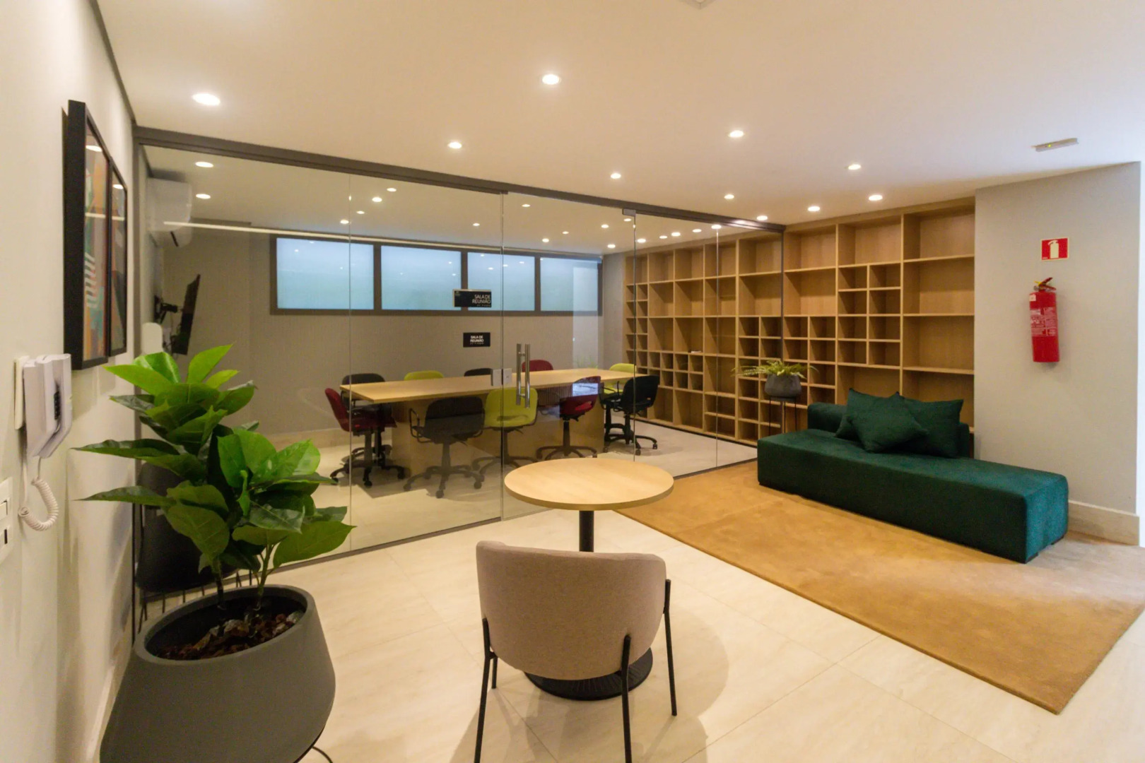 Cozzy Suítes Paraíso Hotel