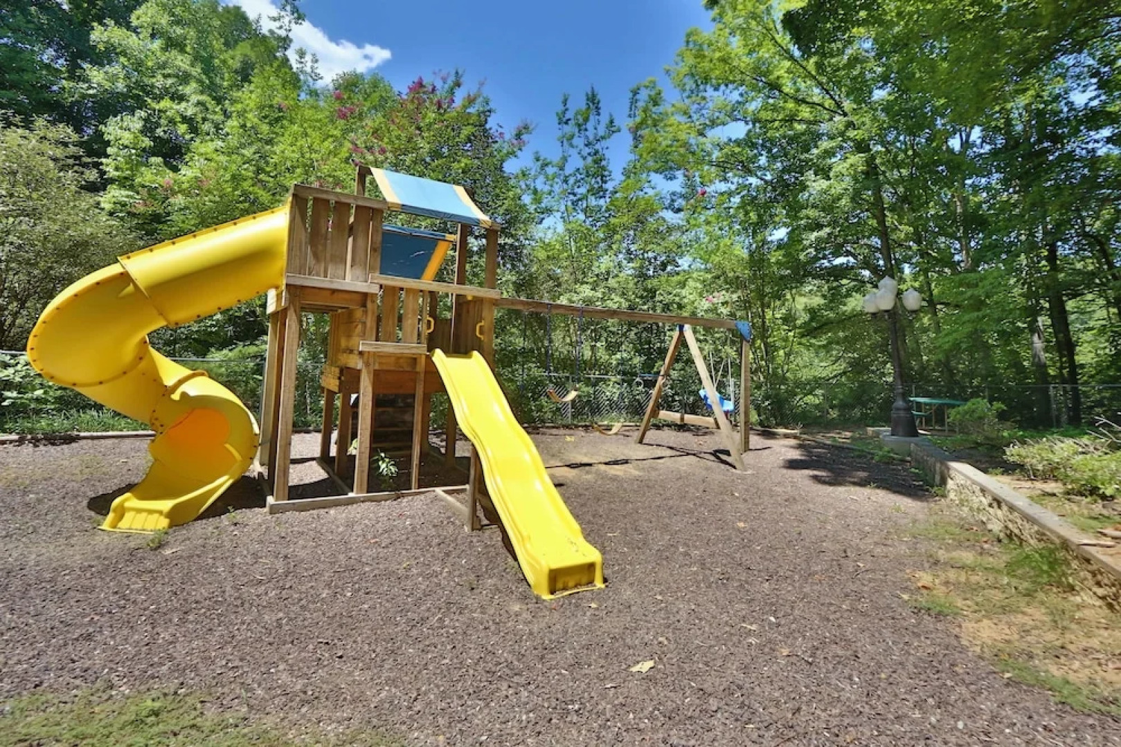 Poplar Point Condo Unit 12F by Redawning