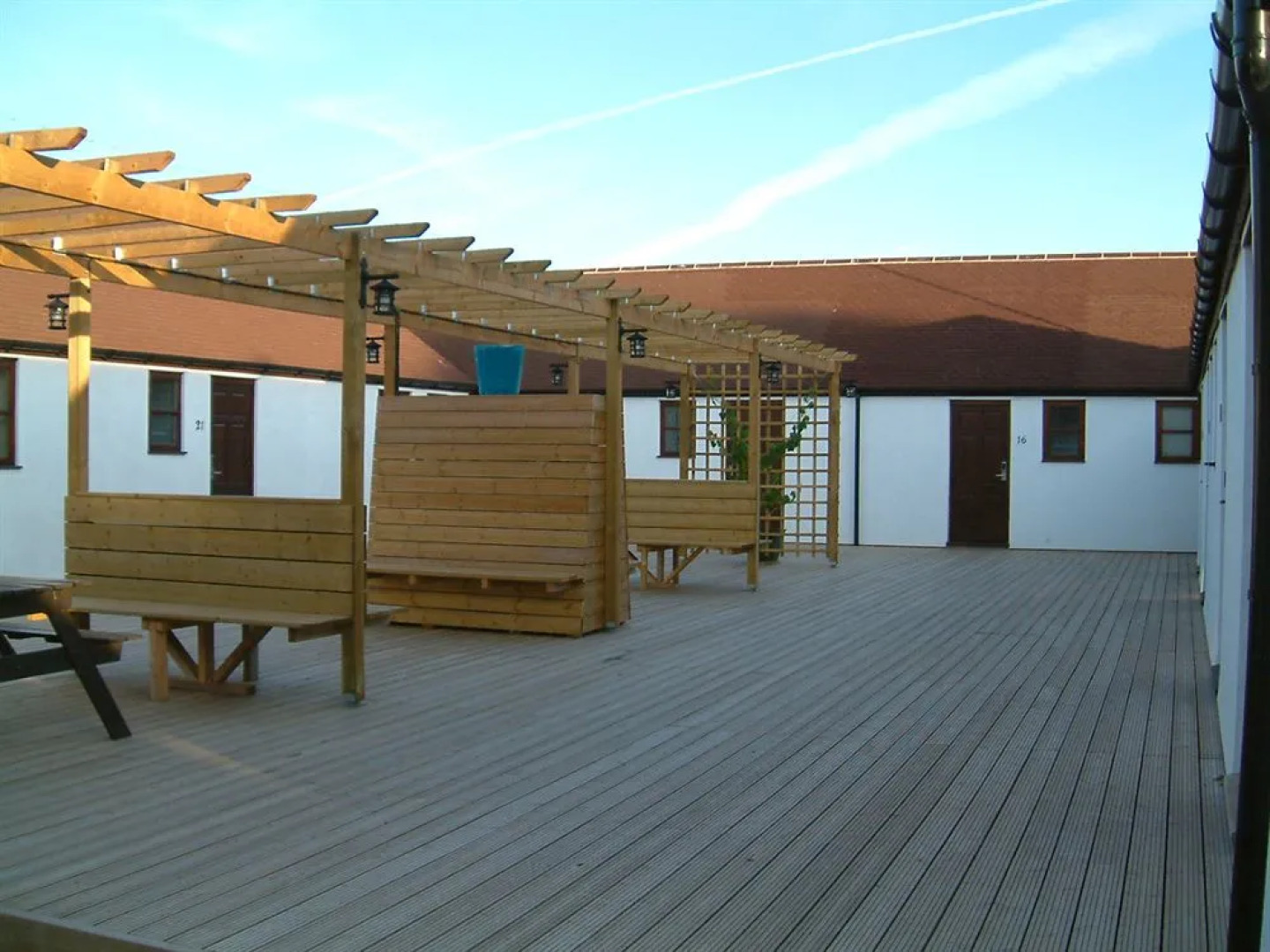 The Dark Barn Lodge - Guest House