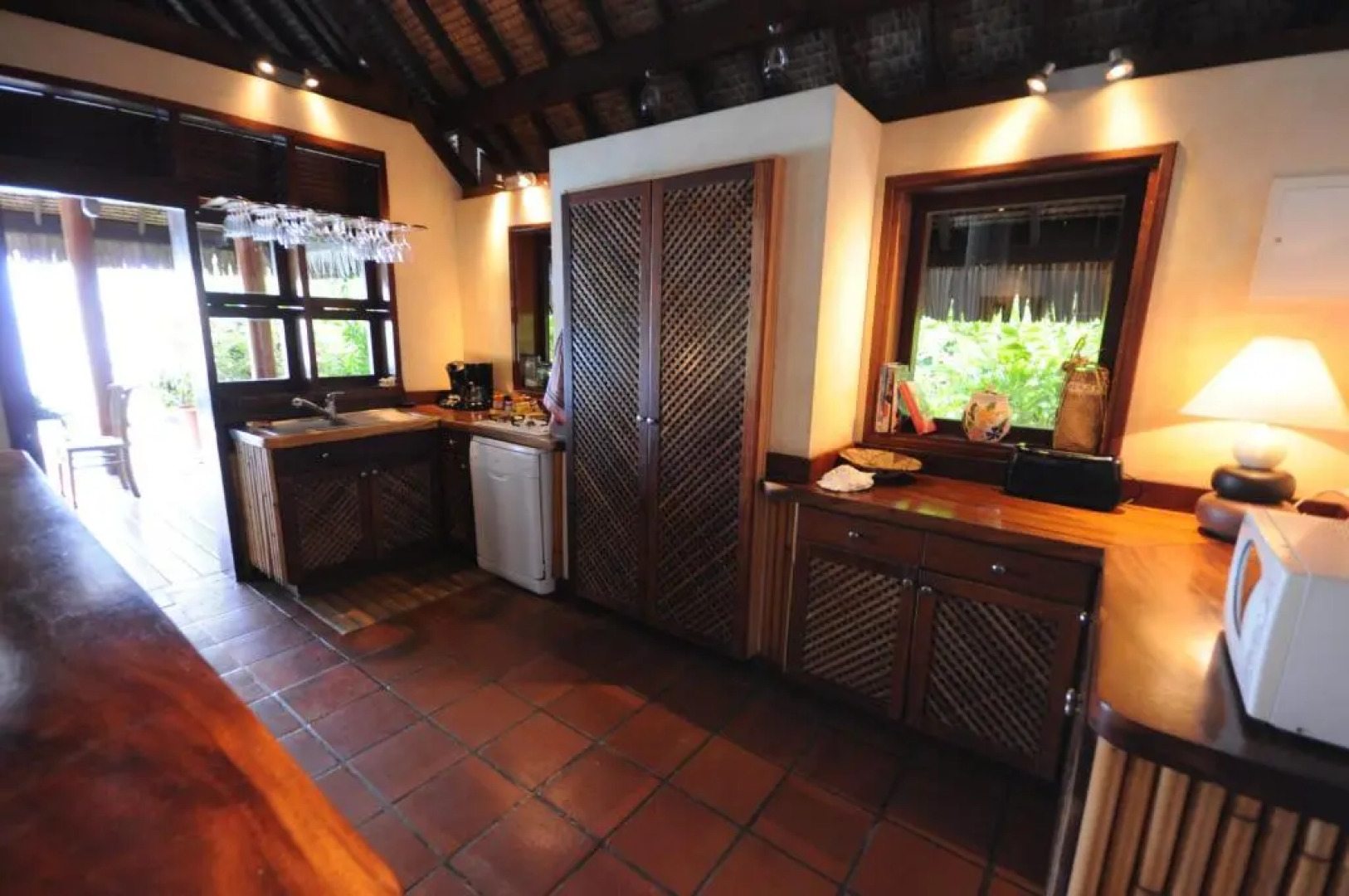 #1 Beach Villa Bliss by TAHITI VILLAS