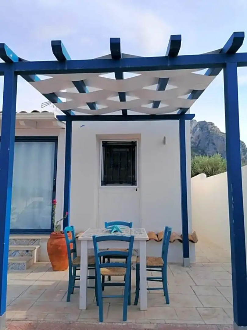 B&B Santorini (Adults Only)