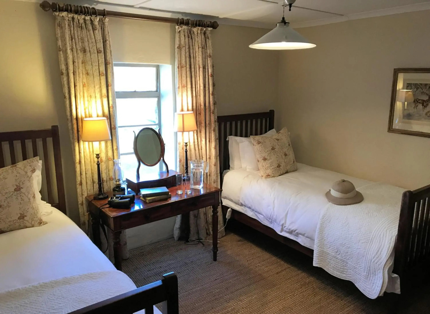 Fugitives' Drift Lodge