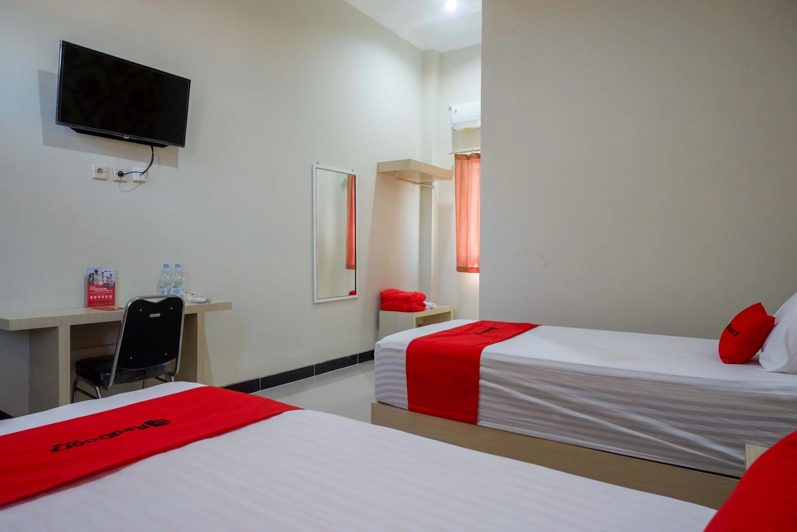 RedDoorz Plus @ Jl Pemuda Pati