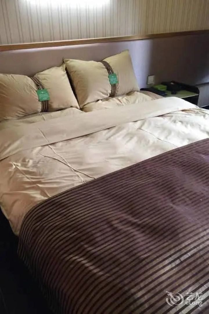 7 Days Inn Wuhu Jiaxinmao Square