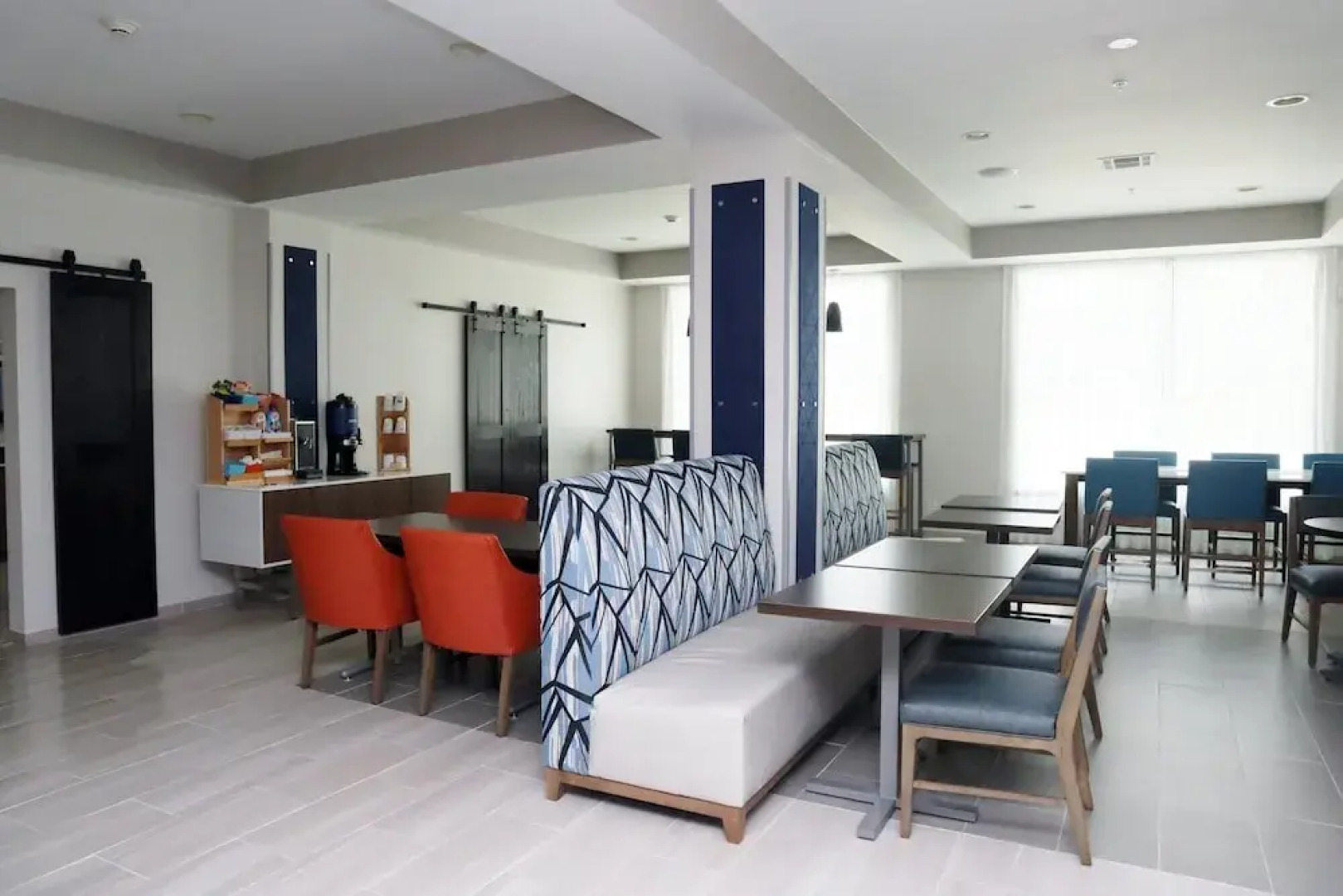 Holiday Inn Express Hotel & Suites Baton Rouge North