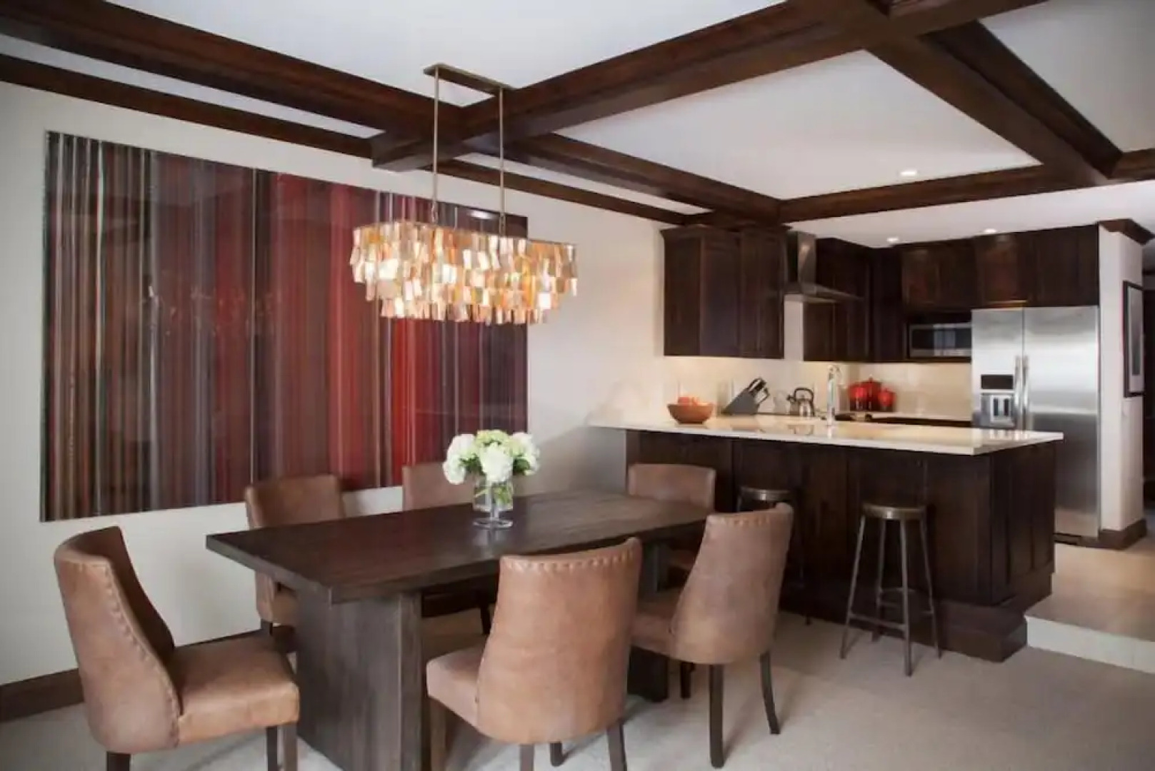 Luxury 2 Bedroom Downtown Aspen Vacation Rental With Access to a Heated Pool, Hot Tubs, Game Room and Spa