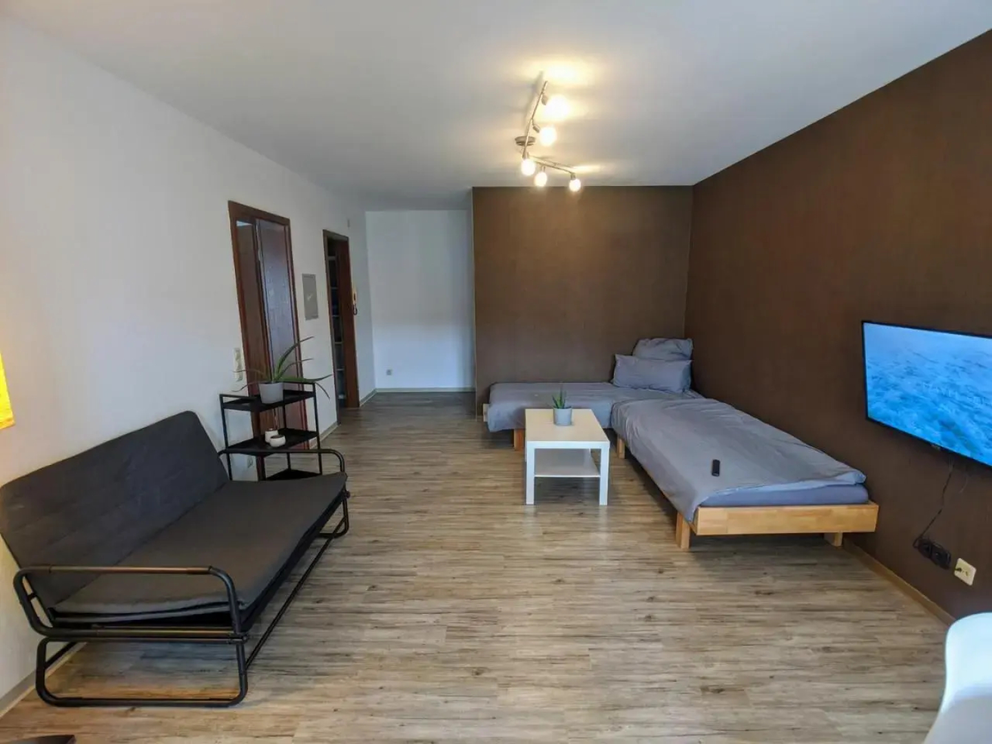 ideale Messe/Airport Wohnung 15min Fahrtweg