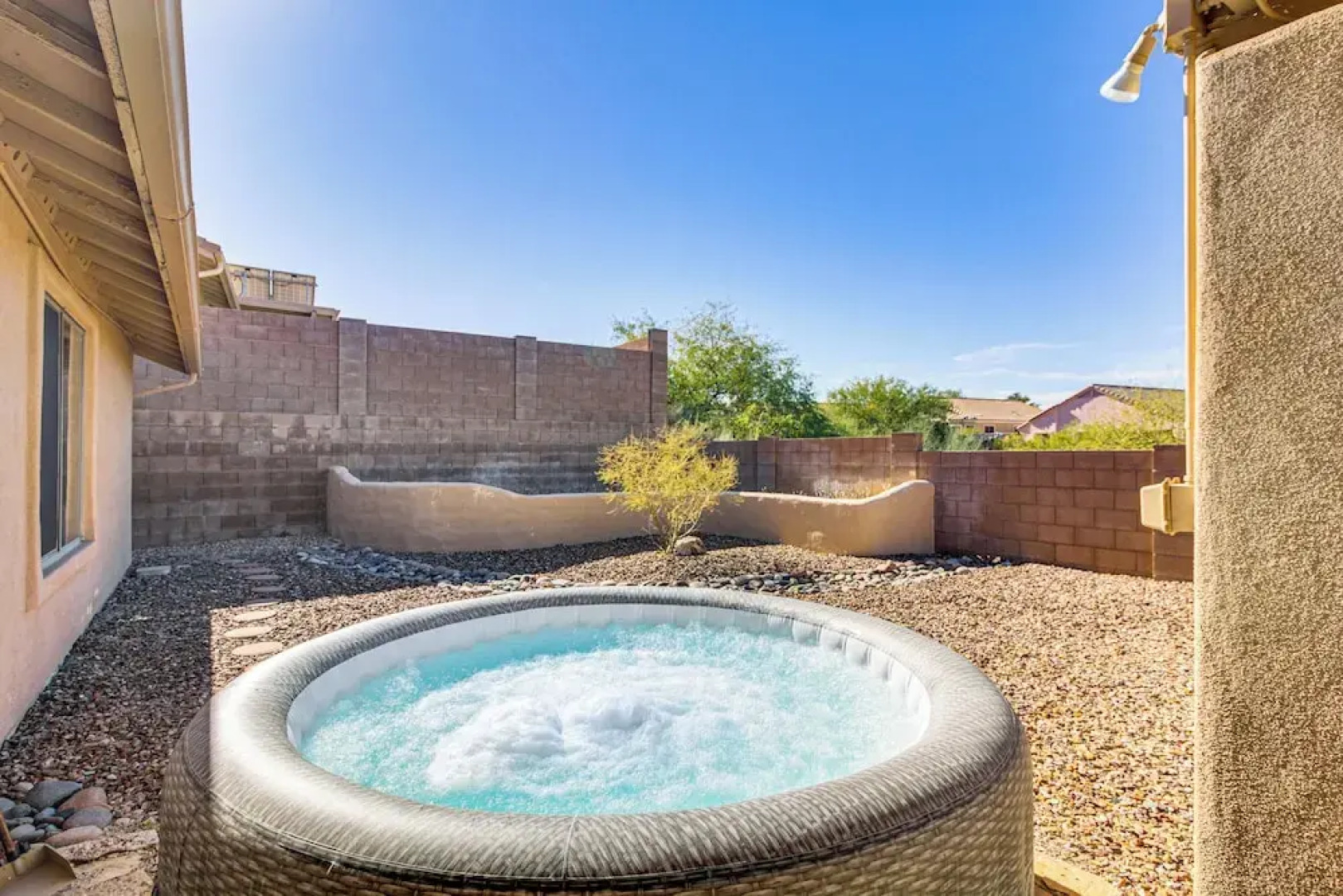 Oro Valley Home w/ Hot Tub & Mountain Views!