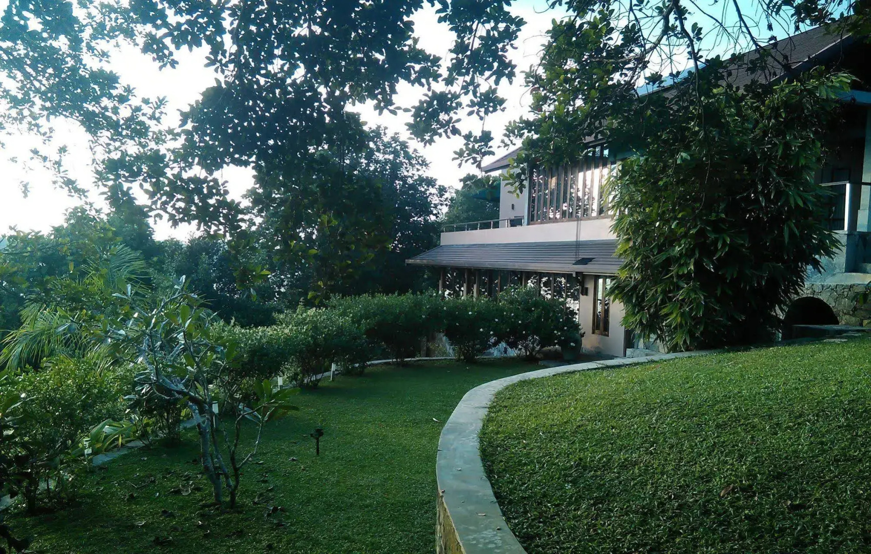 Sea Heart House on Koggala Lake