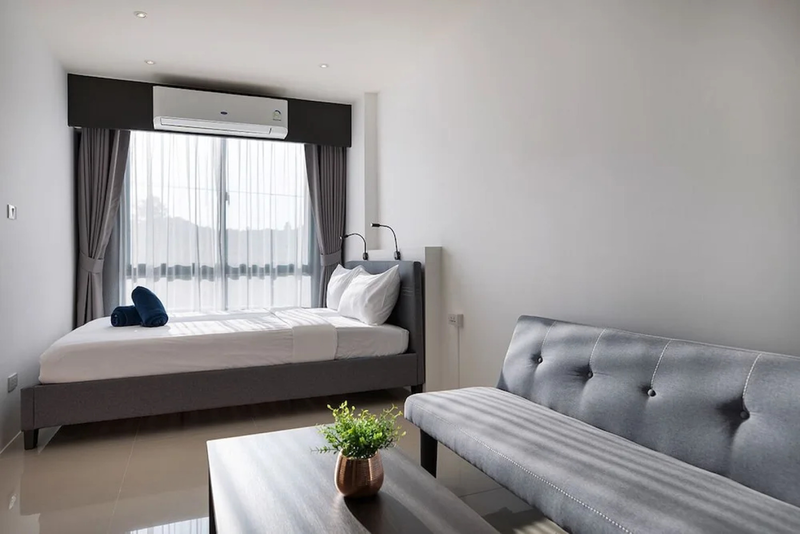 Studio Central Hillview A901