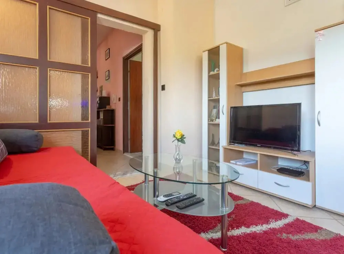 Sunny Escape Holiday Home Dicmo With Pool and Gym