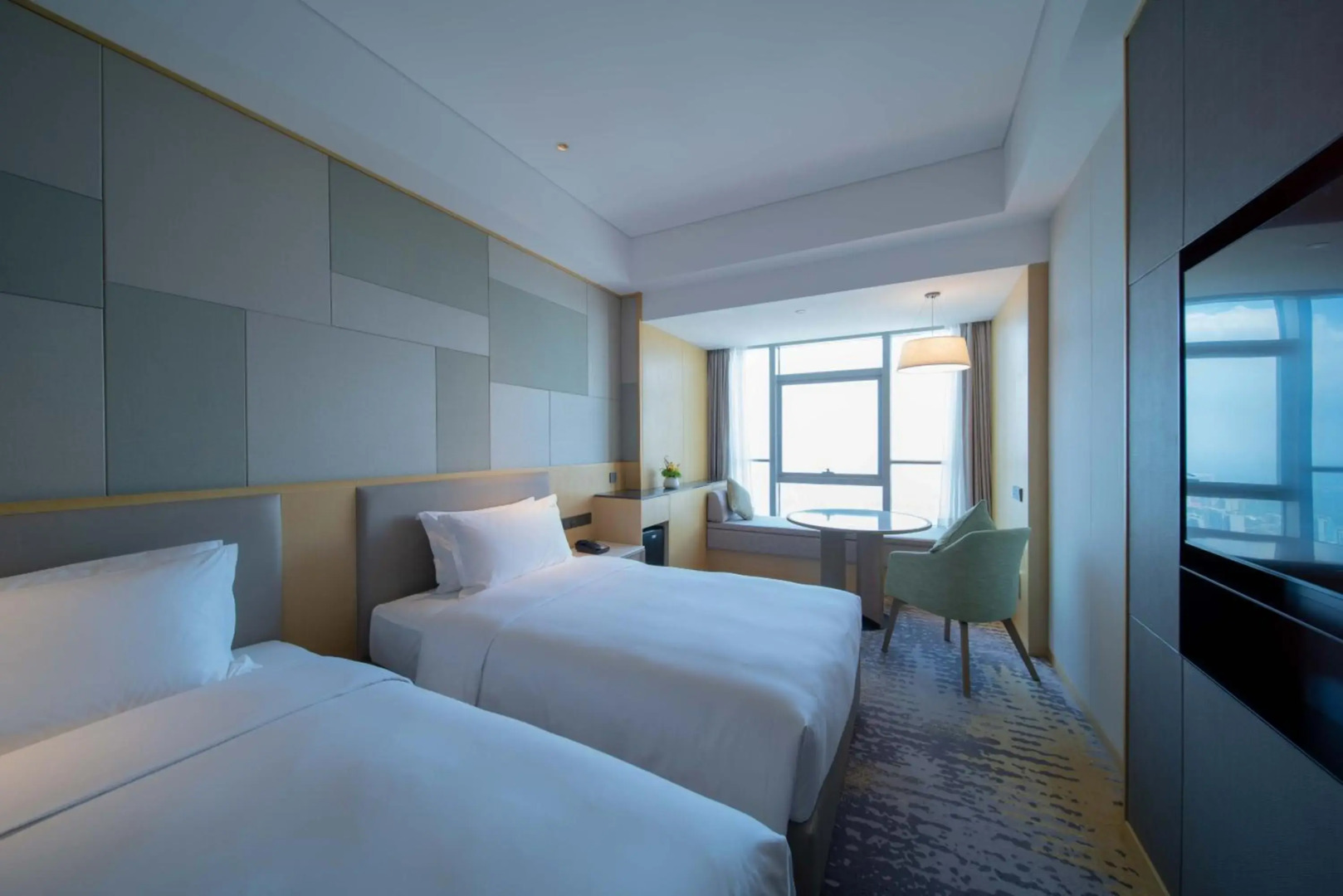 Holiday Inn Qinhuangdao Haigang by IHG