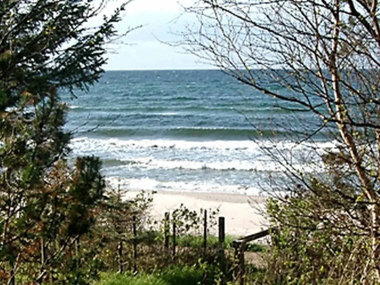 Splendid Holiday Home in Dronningmolle near Beach