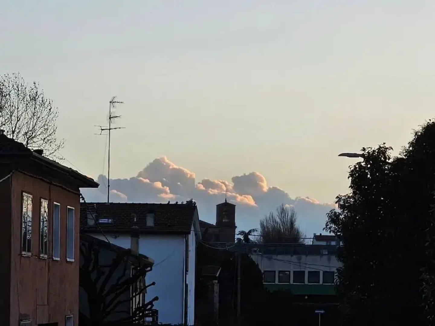 Casa luminosa con parcheggio sotto casa