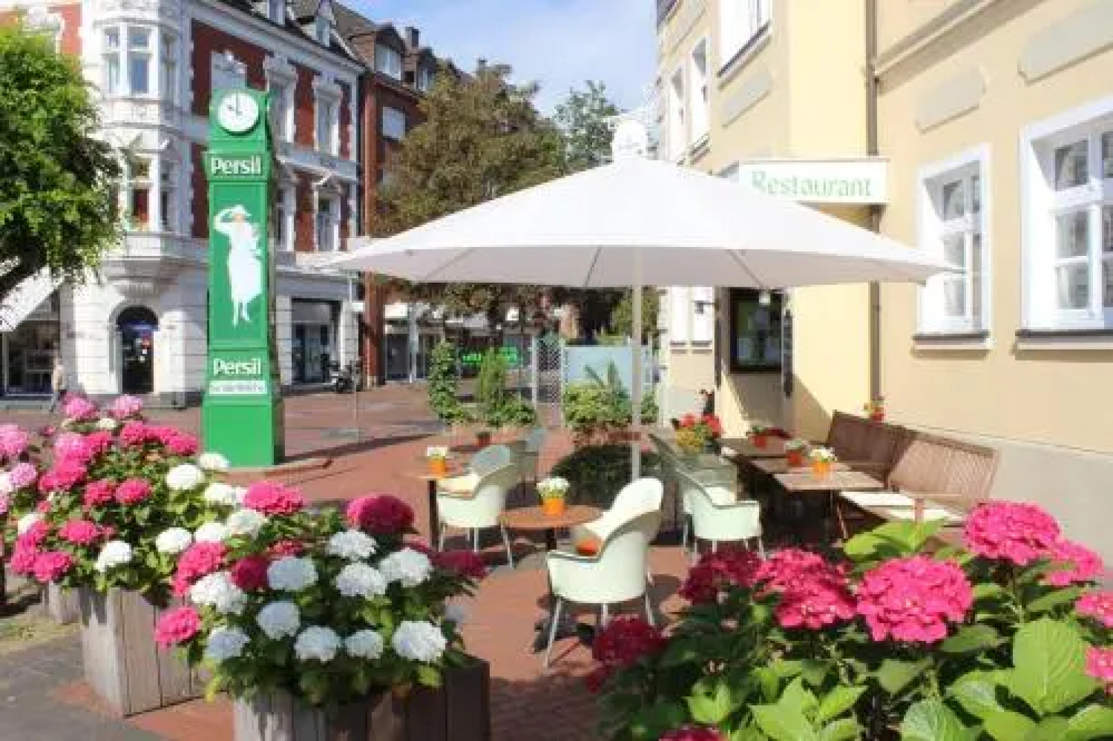 An der Persil-Uhr Stadt-Gut-Hotel