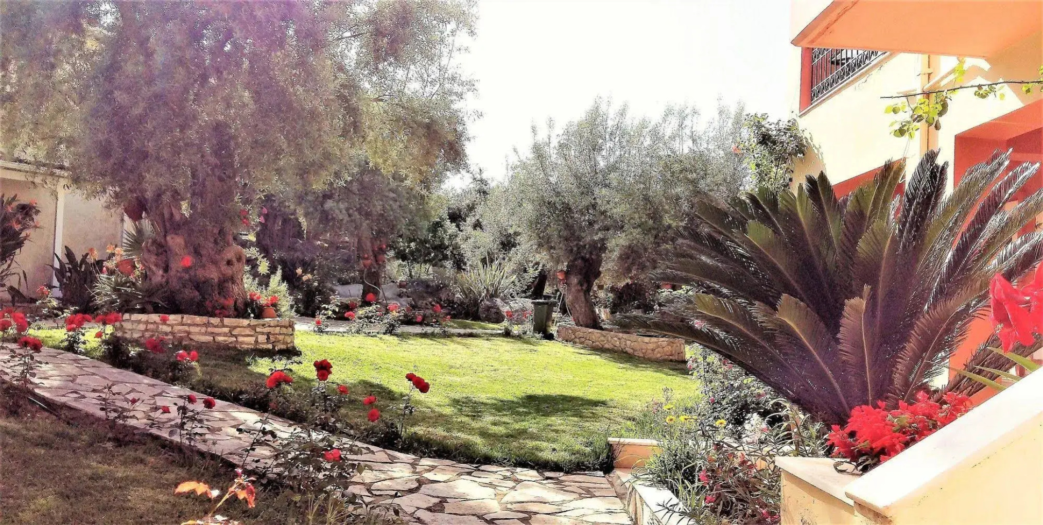 Philippos Hotel Apartments