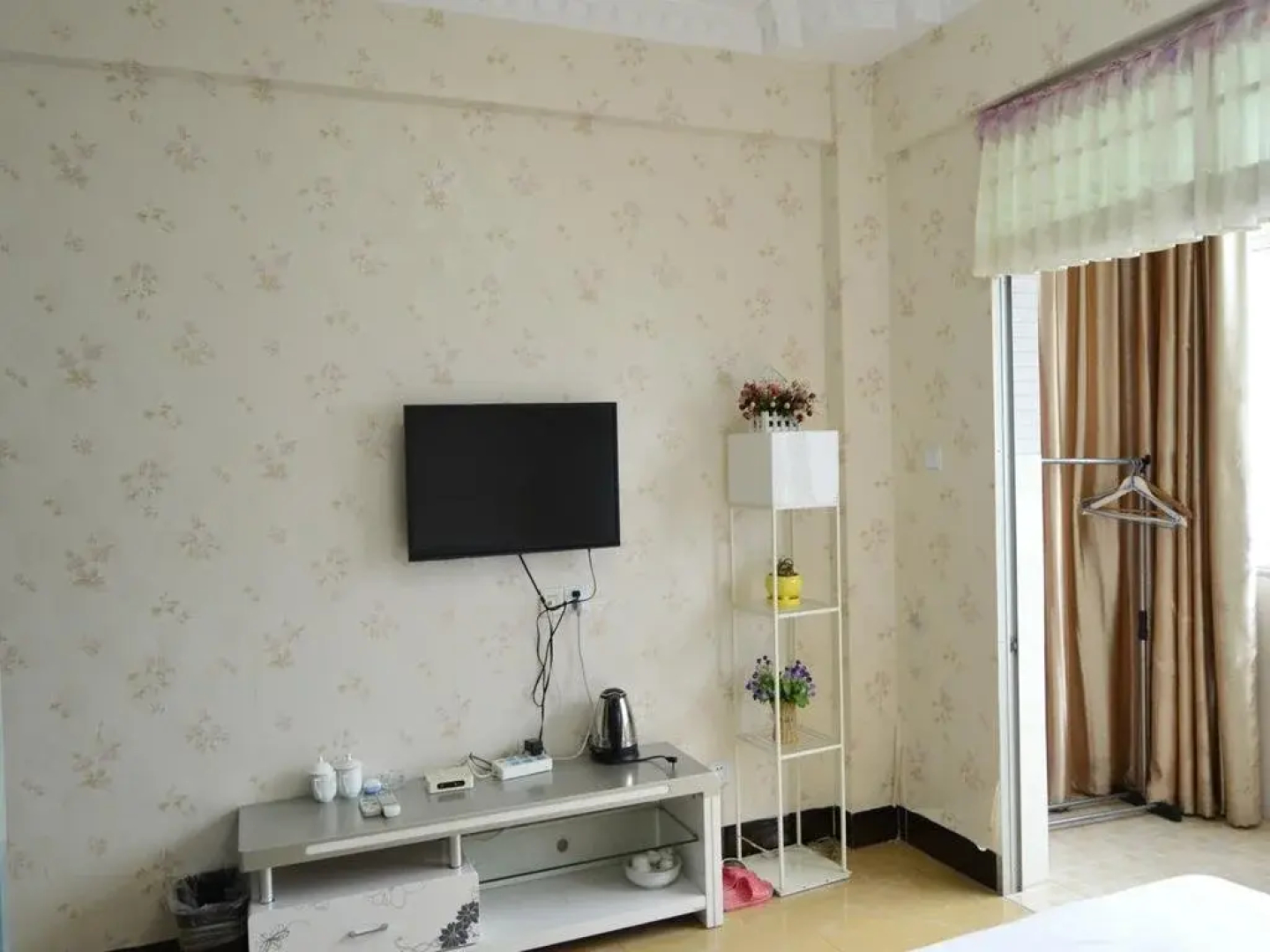 Yefeng Hostel