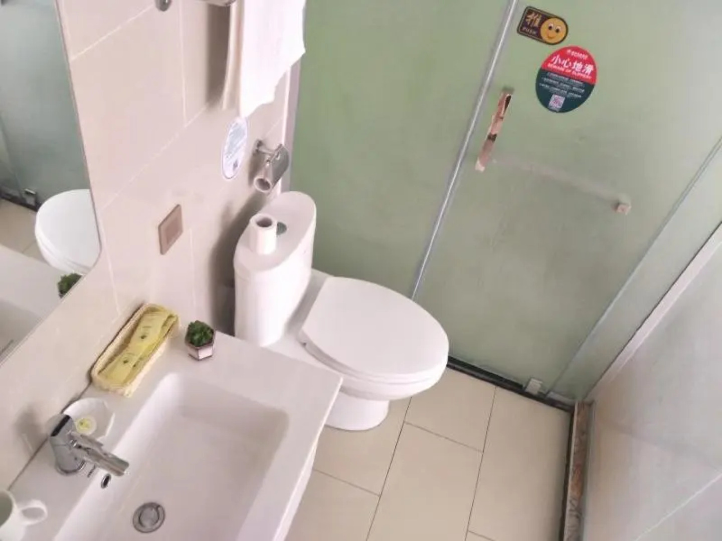 GreenTree Inn Shangqiu Liangyuan District Railway Station Express Hotel