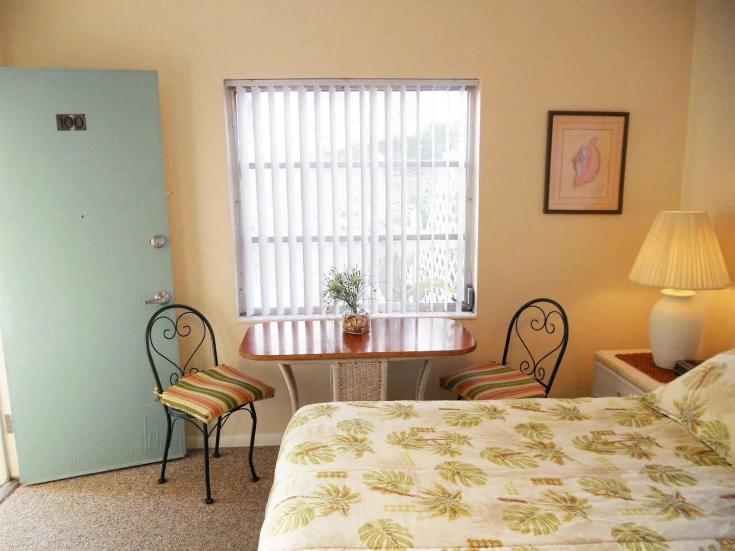 Hideaway Waterfront Resort